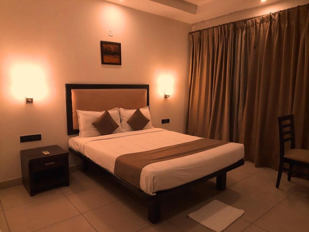 Hotel Nagarjuna Suites Bangalore Exterior foto