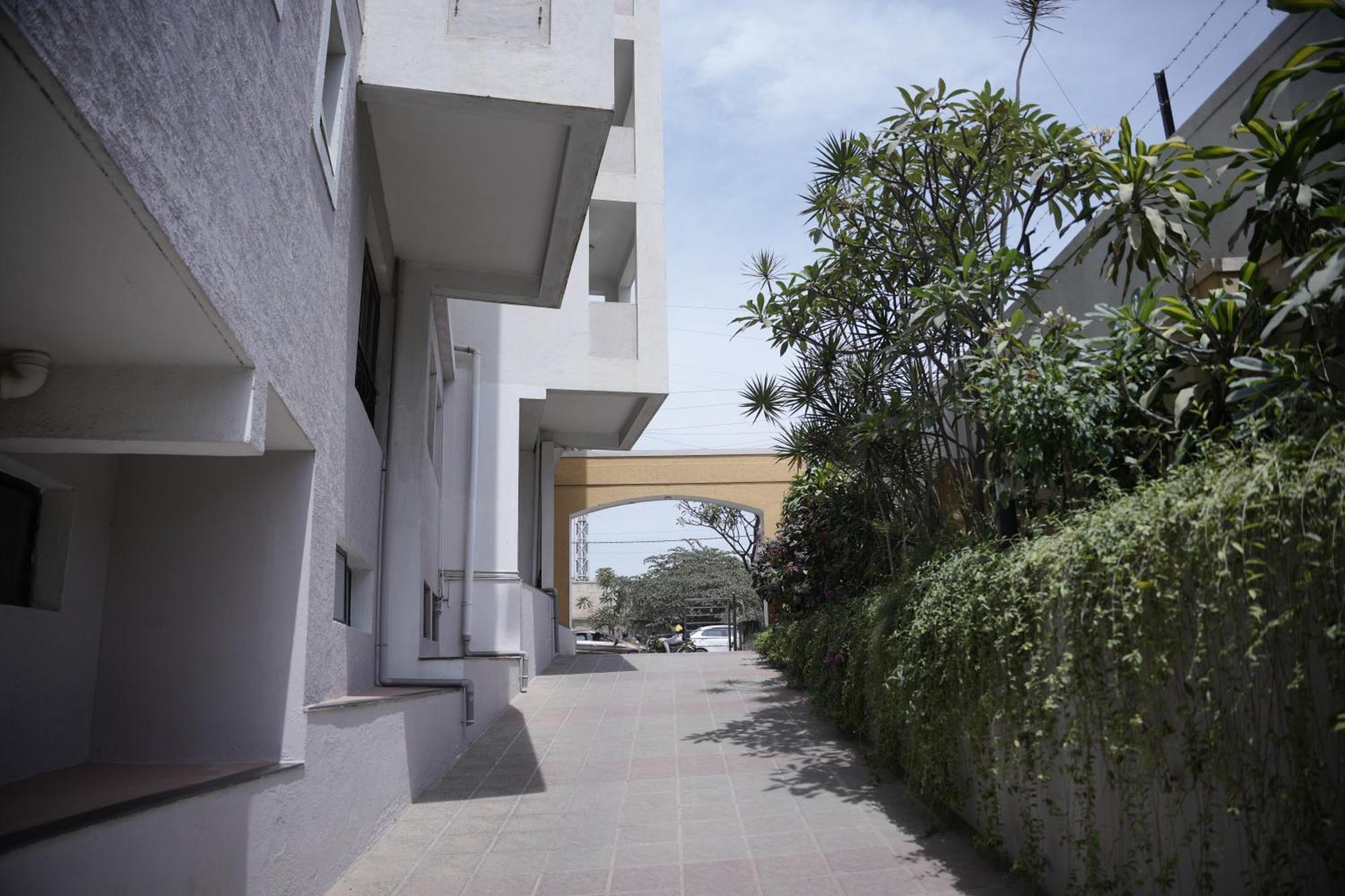Hotel Nagarjuna Suites Bangalore Exterior foto